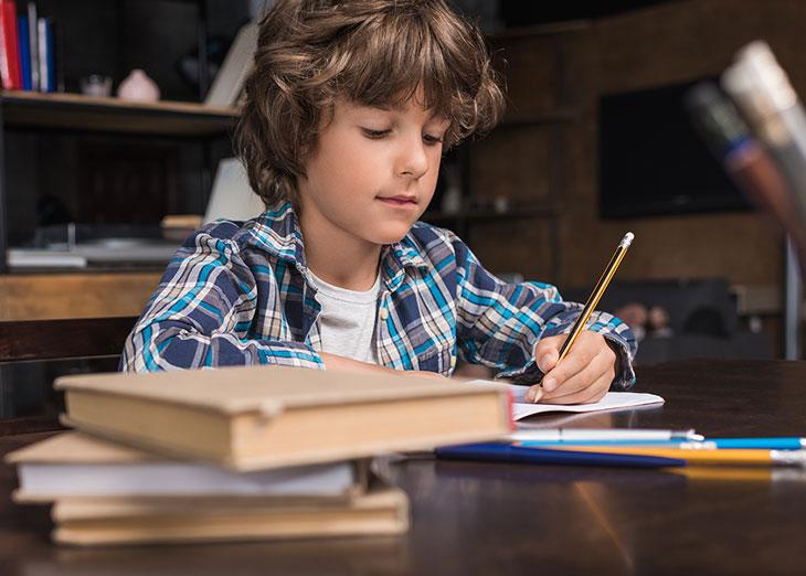 «Идем на взлет»: Как понять, что ребенок готов к школе