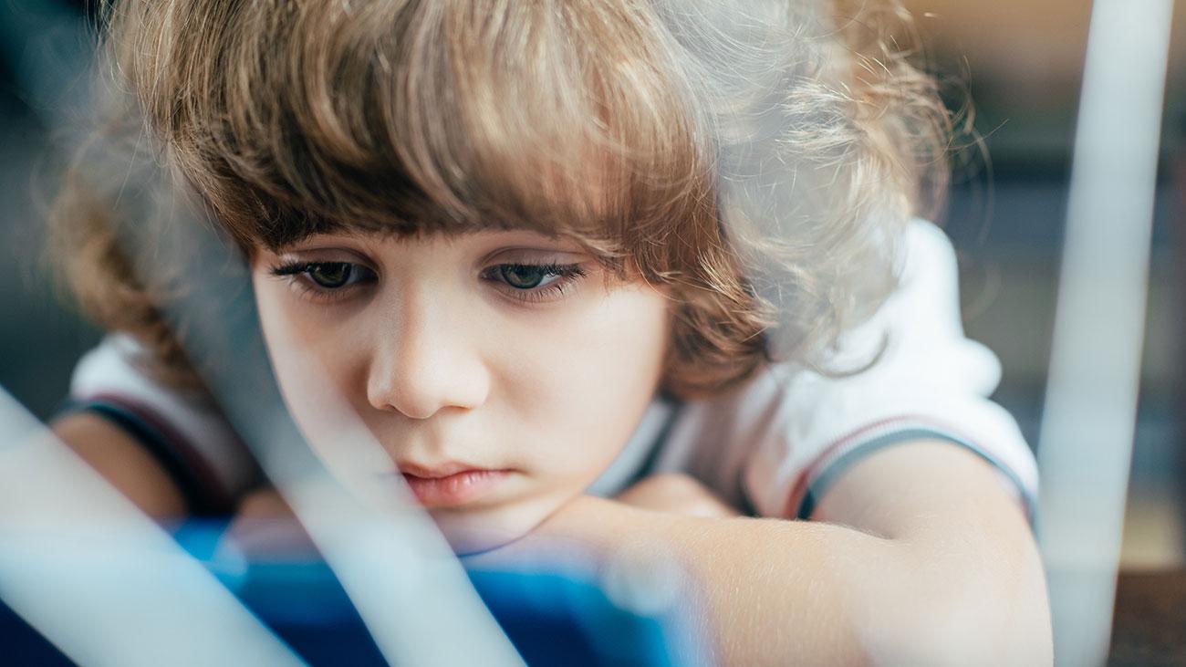 Как родители нарушают личные границы детей: 5 ситуаций